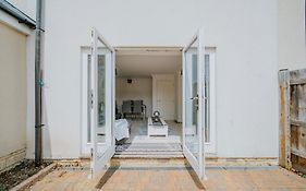 Linen Cottage- Parking, Leds, 4K Tvs, 5G Wifi And More!